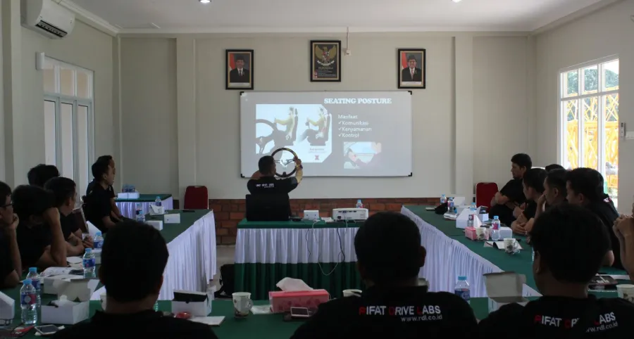 Pelatihan Defensive Driving Training 2 img_1537
