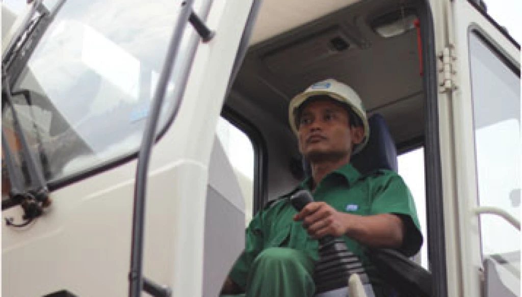 Heavy Equipment Operator Services