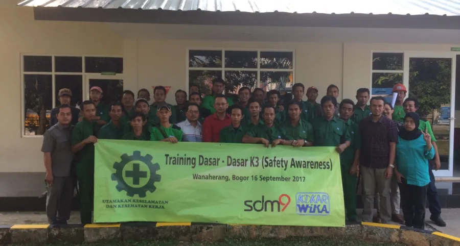 Pelatihan Basic Safety Awareness (K3) Training 4 whatsapp_image_2017_09_20_at_17_23_40
