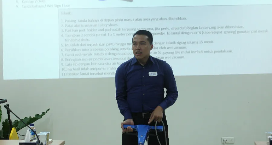 Pelatihan Cleaning Service Training 11 whatsapp_image_2018_03_15_at_20_52_2