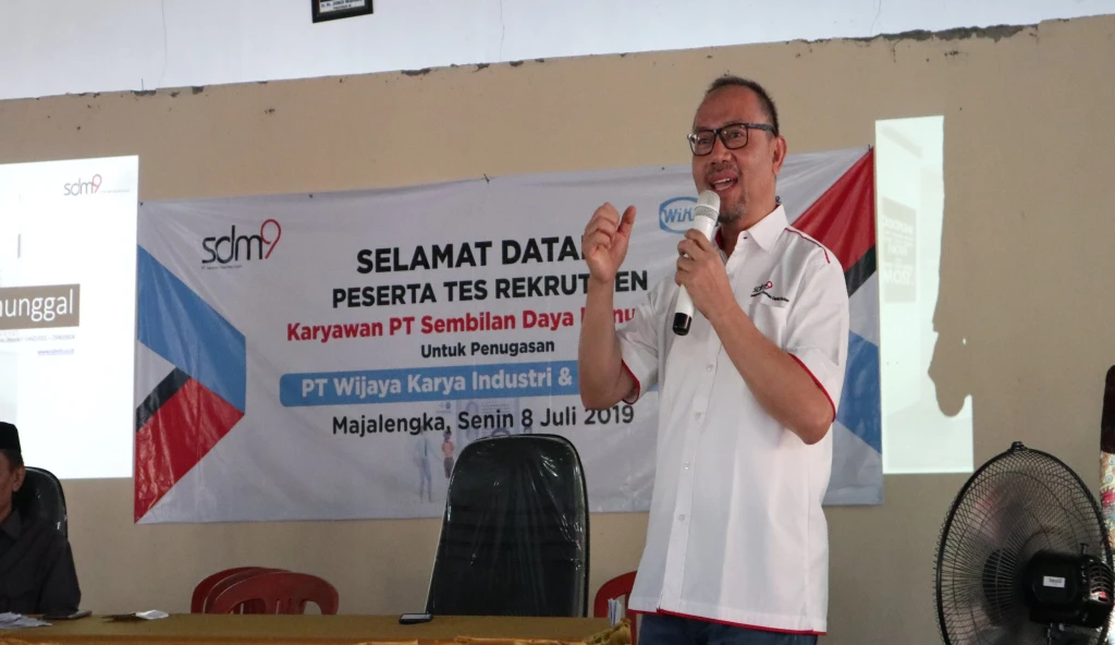 Jasa Rekrutmen & Headhunter